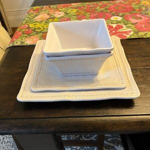 Melamine ivory platters and bowls - 4 pieces NWOT